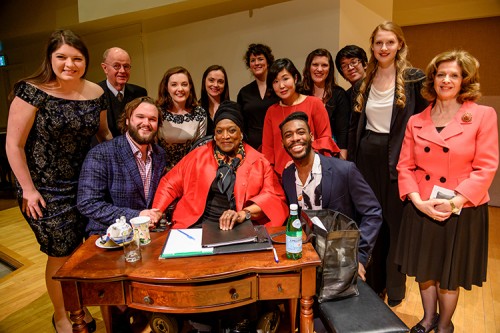 U of T masterclass participants and faculty with Jessye Norman. Photo credit: Kenneth Chou Photography.