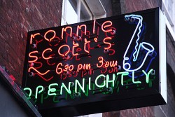 25_ronnie-scotts-jazz-club-london