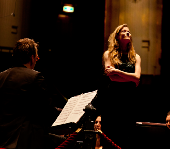 2005_-_Feature_-_Barbara_Hannigan_Conducting_2.png