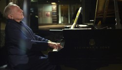 Seymour Bernstein at the piano. Photo: Ramsey Fendall. Courtesy of Mongrel Media.