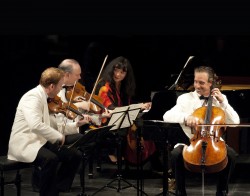 Daniel Hope, Paul Neubauer, Wu Han and David Finckel. Photo By Tristan Cook.jpg