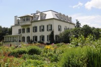 Music in the Orchard at Spadina Museum