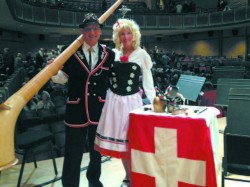 Dan and Lisa Kapp (with Alphorn)