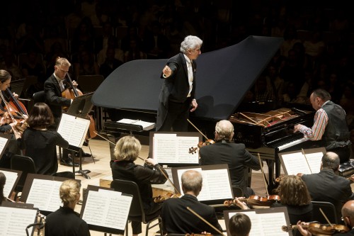 Peter Oundjian conducting Jon Kimura Parker and the TSO. Photo credit: Jag Gundu.