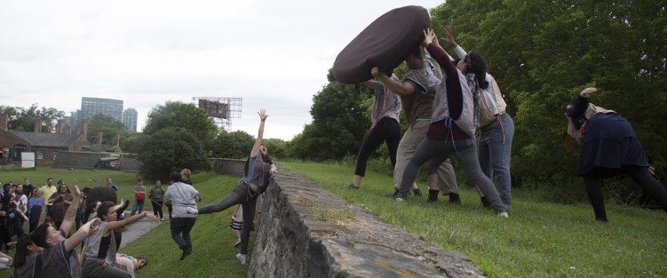 A performance of Jumblies’ Talking Treaties. Photo credit: Jumblies Theatre.