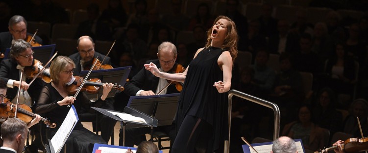 Barbara Hannigan with the TSO. Photo credit: Jag Gundu.