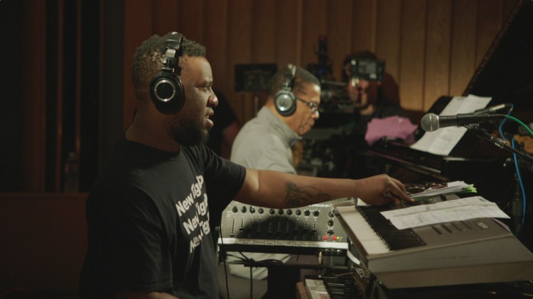 Robert Glasper (left) and Herbie Hancock. Photo c/o MIRA FILM.