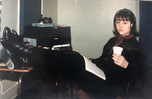 Stephanie Conn in the engineer's chair during a stereo remote recording course. Toronto, 1994. Photo DENIS GRENIER