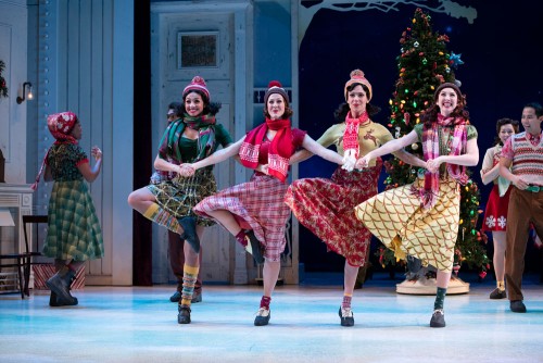  Amanda Lundgren as Daphne, Élodie Gillett as Rose, Allison McCaughey as Janie, Jacqueline Thair as Brenda and the cast of Irving Berlin’s Holiday Inn (Shaw Festival, 2021). Photo credit: David Cooper.