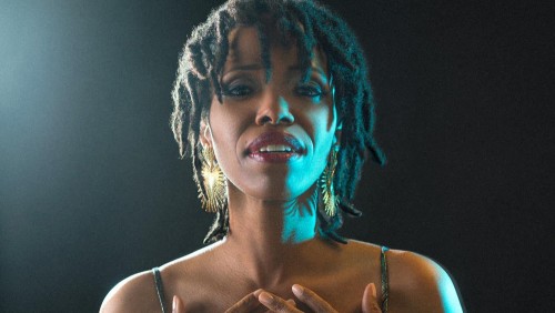 Kellylee Evans