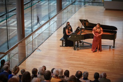 Sept 30 - An Afternoon of Reflections – free noon concert with Innu soprano Elisabeth St-Gelais, in recognition of the National Day for Truth and Reconciliation. 