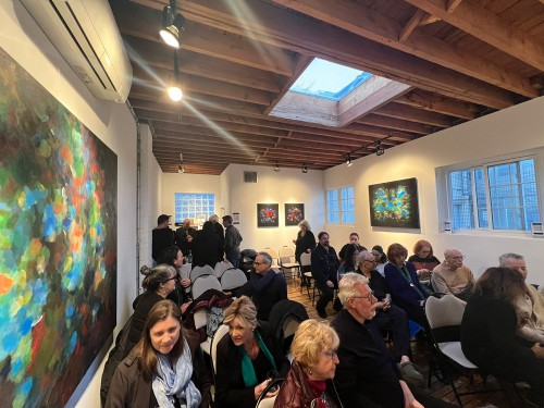 “We appreciate the alternative nature of such spaces to larger purposebuilt halls for listening to music.” Artwork on walls is by Gail Williams. Photo Credit: Katrina Galas