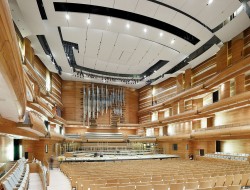 8_mtlk_auditorium_w_organ_pipes